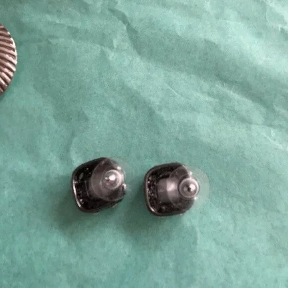 3 pairs of silver tone earrings and a delicate silver chain - Picture 6 of 8